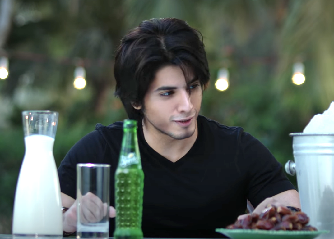 Screenshot of man in Pakistan Sprite ad about to make doodh soda