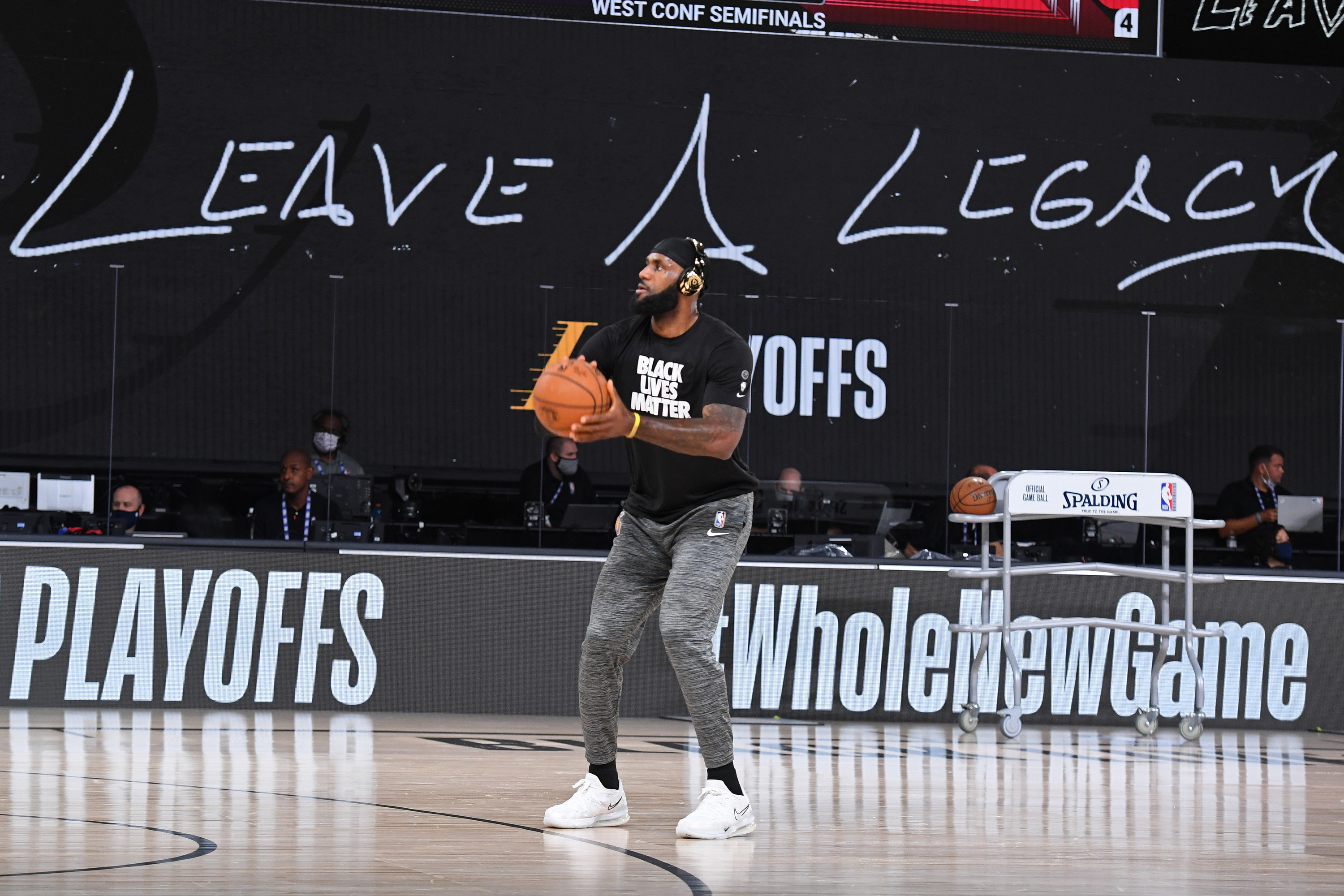 LeBron James #23 of the Los Angeles Lakers warms up prior to Game One of the Western Conference Semifinals