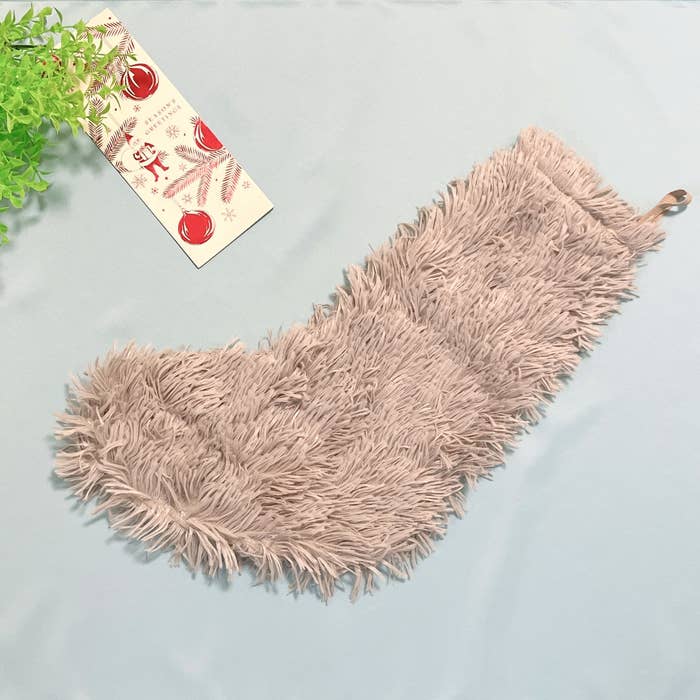 3COINS(スリーコインズ)のおすすめ雑貨「【Holly Jolly】クリスマス靴下2個セット」