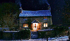 Iris&#x27;s English cottage in &quot;The Holiday&quot;