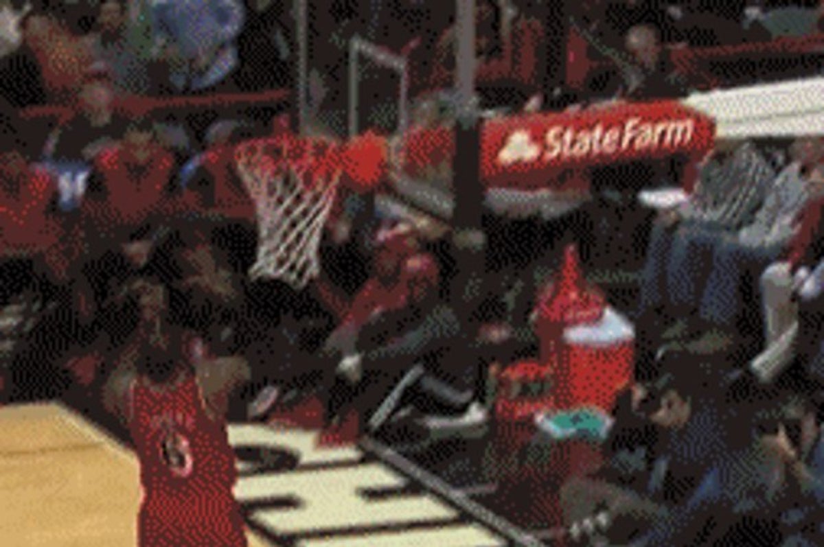 LeBron James Goes Through Butterfingers Moment On Wide-Open Dunk Attempt ( GIF) | Complex