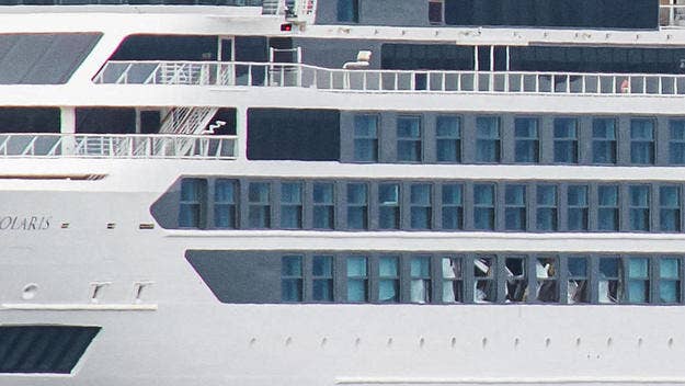 One person died and four others were injured after a "rogue wave" hit the Viking Polaris cruise ship while it was sailing toward Ushuaia, Argentina.
