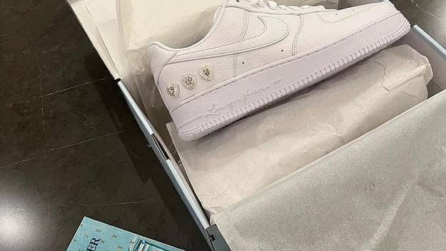 Drake's new Nike Air Force 1 collaboration is named after his favourite Robert Munsch book, 'Love You Forever,' making for a wholesome Canadian moment.