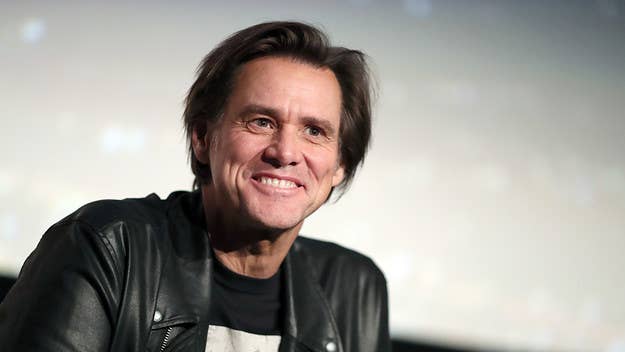 The Russian Foreign Ministry announced today that they added 100 Canadians to the list of people banned from entering the country, including actor Jim Carrey.