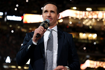 Drew Brees attends jersey retirement ceremony in New Orleans