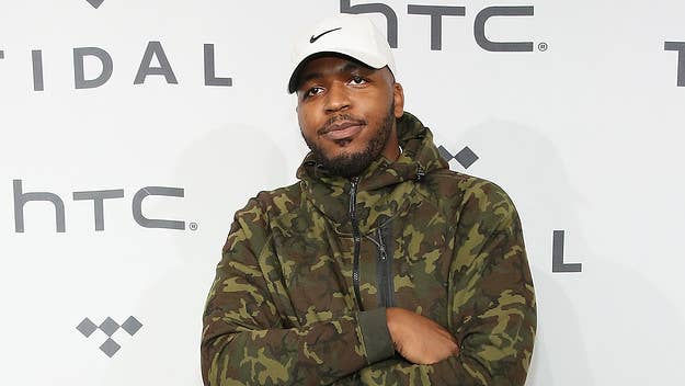 After a viral clip further fueled rumors that Quentin Miller “ghostwrote” for Nas, the songwriter has hit back against critics labeling him as a ghostwriter.