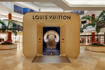 Louis Vuitton Tambour World Tour Watch