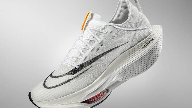 Here's how Nike's latest Air Zoom AlphaFly Next% 2 running sneaker helped this writer chase his personal best time at this year's Chicago Marathon.