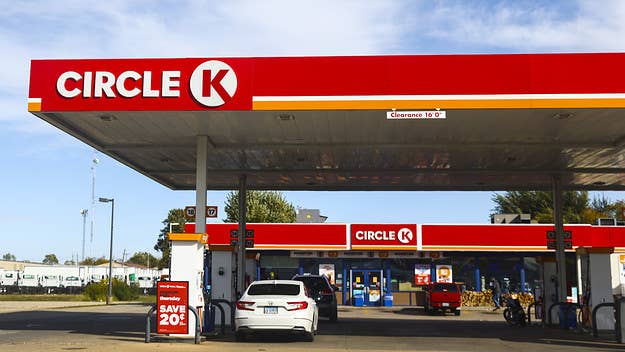 Circle K gas stations in Florida will soon begin selling marijuana products along with cigarettes, according to cannabis company Green Thumb Industries.