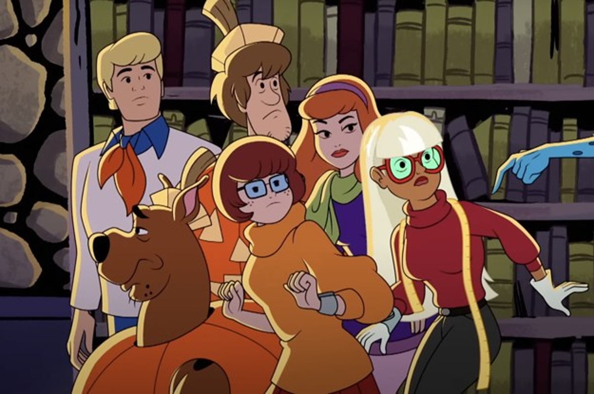 Scooby-Doo!'s Velma Confirmed As LBGTQ In New Halloween-Themed HBO Max  Movie – Deadline