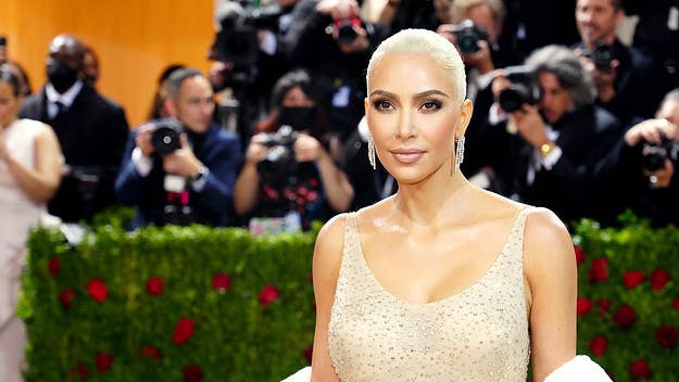 Kim Kardashian has agreed to pay a $1.26 million fine for advertising EthereumMax on her Instagram page and not disclosing that she was paid. 

