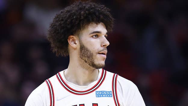 Chicago Bulls guard Lonzo Ball opened up about the extent of his knee injury during a press conference on Tuesday, saying he still can't "run or jump."