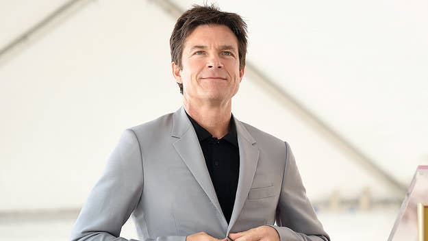 Jason Bateman opened tonight's 'SNL' and recalled a weird story about when he first hosted.