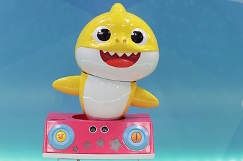 Baby Shark Toy from PinkFong on at 2020 Toy Fair New York City.