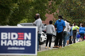 Voters lined up to vote in Georgia