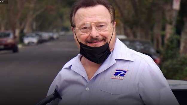Ahead of the election, actor Wayne Knight has reprised his iconic role of the mailman Newman from 'Seinfeld' for a U.S. Postal Service-centric video.
