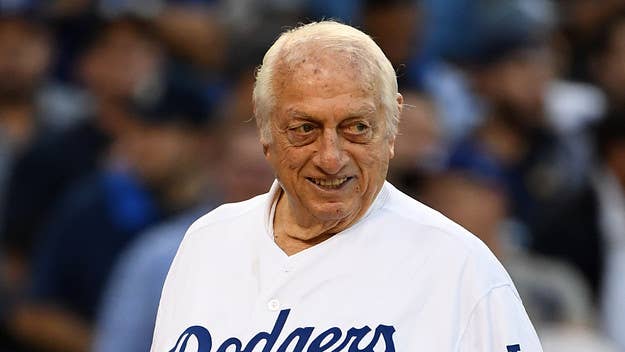 Sources made it clear that this situation is not related to the COVID-19 pandemic. The Los Angeles Dodgers also released a statement regarding Lasorda.