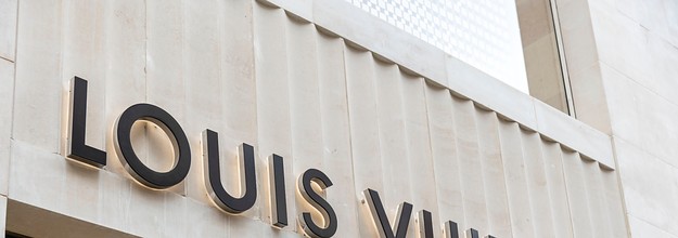 Louis Vuitton takes Chinese e-tailer to HC over 'fakes' - The