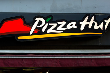 American restaurant chain Pizza Hut logo seen in Gothenburg.