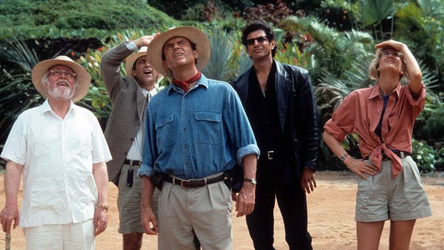 Sam Neill and fellow ‘Jurassic Park’ alum Jeff Goldblum reunited for a duet, giving fans of the franchise all the feels.