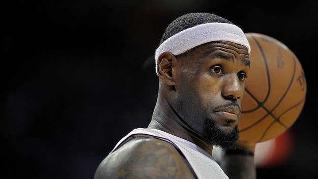 What if LeBron James signed with the New York Knicks in 2010? Or the Chicago Bulls? We took a look at how those alternate realities might have played out. 