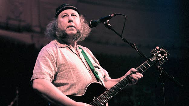Peter Green, a beloved blues-rock guitarist and one of the founding members of Fleetwood Mac alongside drummer Mick Fleetwood, has died aged 73.