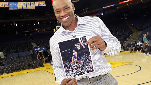 Vince Carter has had numerous memorable moments throughout his NBA career. We talked to former coaches and teammates about their favorite Vince Carter stories. 