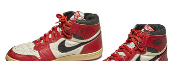 This Pair of Rare Air Jordan 1s Could Sell for $1 Million at Auction – Robb  Report