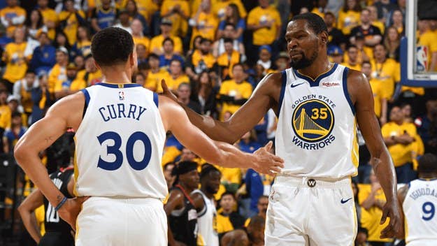 A new book excerpt details the time Kevin Durant allegedly accused a longtime beat writer of trying to "rile up" Stephen Curry fans.