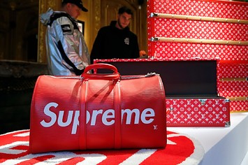 DropsByJay on X: Supreme x Louis Vuitton Box Logo Tee May Be A Sample May  Be F&F I'll get The Info  / X