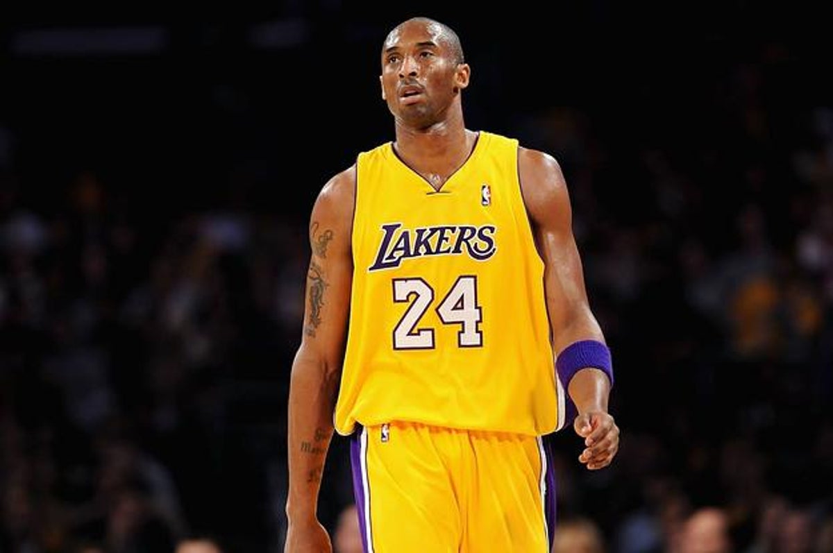 Kobe Bryant, Magic Johnson challenge Los Angeles Lakers management - ESPN