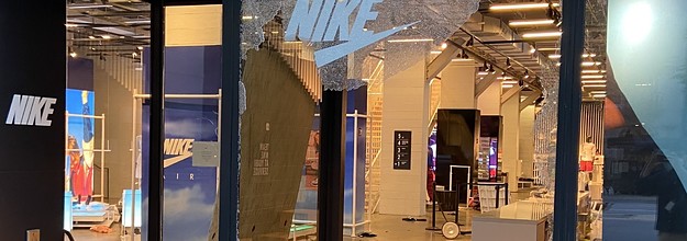 nike store wrecked