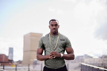 With Bugzy Malone yesterday (Aaron Davis). We had a great time.  @thebugzymalone