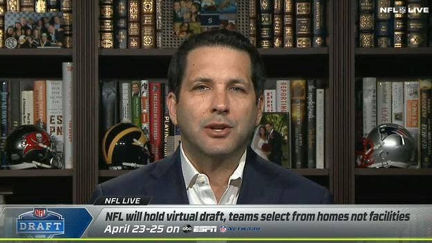 From ESPN's Adam Schefter to NFL Network's Steve Smith Sr., here are the best in-home setups & bookshelves during the coronavirus outbreak.