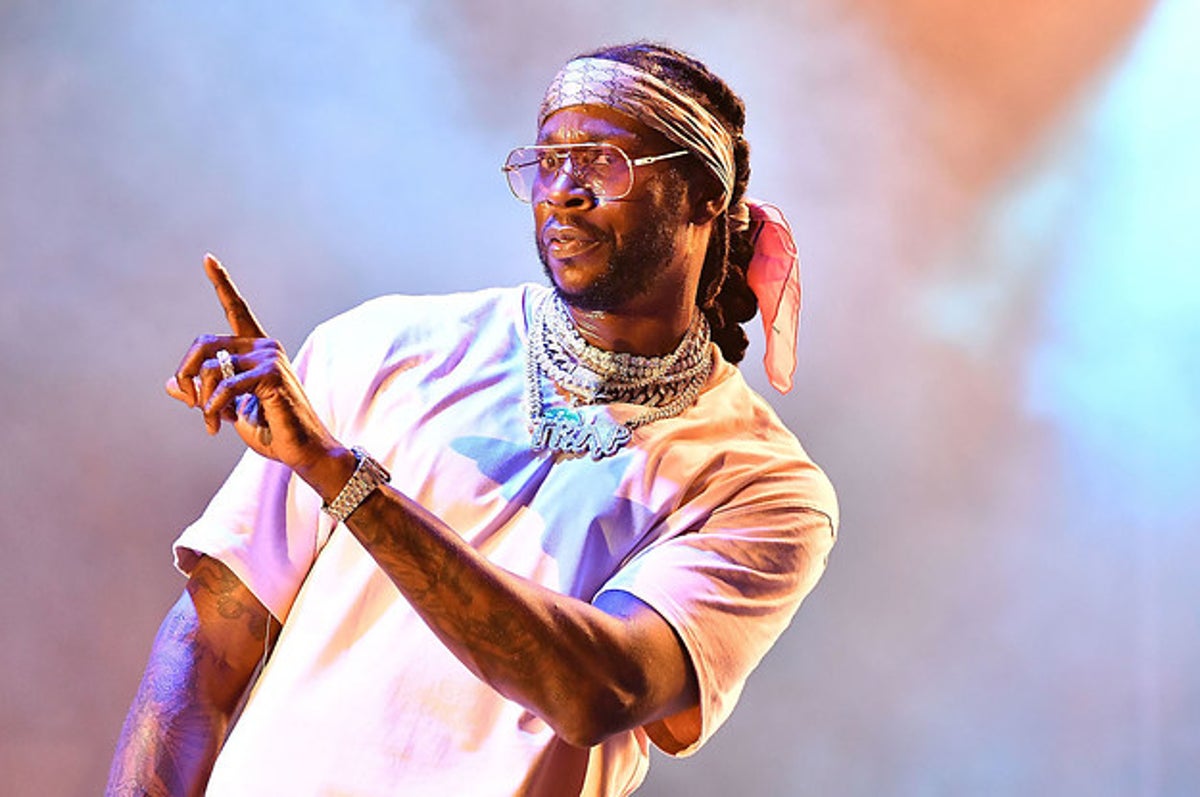 2 Chainz Shuts Down Speculation That He Was Flirting on IG | Complex