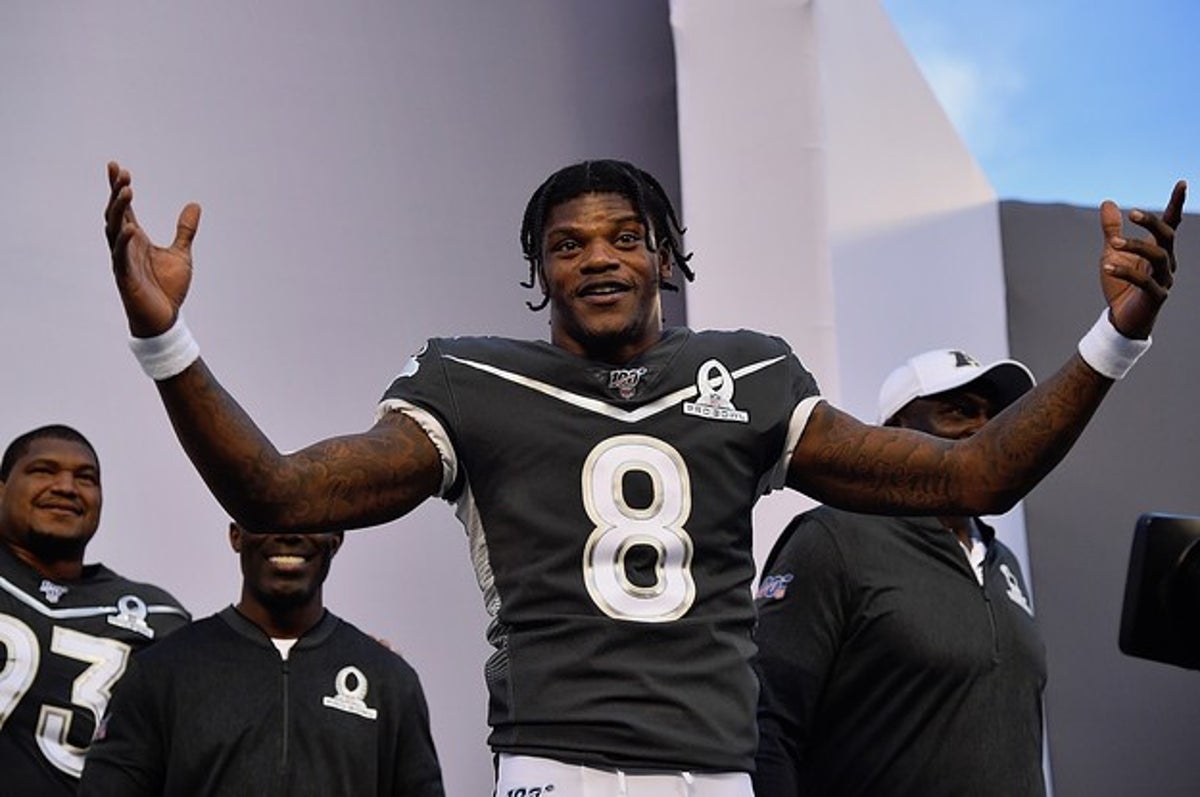 Late for Work 12/11: Comparing 2019 Lamar Jackson to 2006 Michael Vick