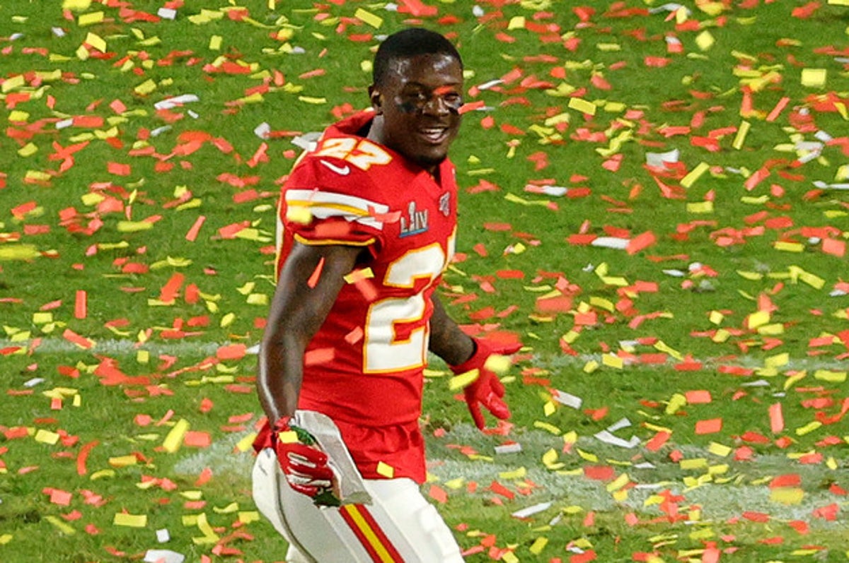 NFL: Chiefs' Fenton gets championship ring