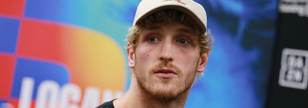 Logan Paul drops   diss track on Antonio Brown while wearing a Tom  Brady jersey