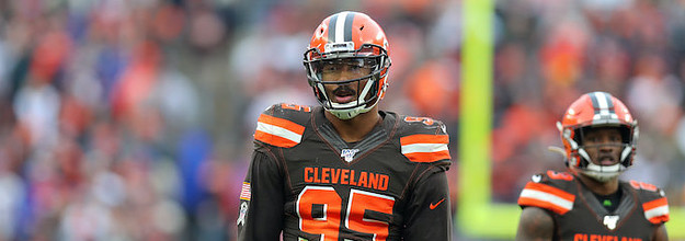 Myles Garrett Assaults Mason Rudolph With QB's Own Helmet