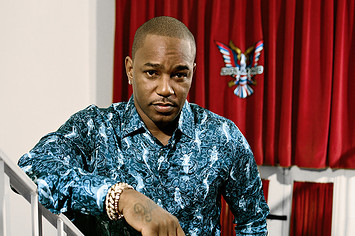 Cam'ron poses for his Complex interview