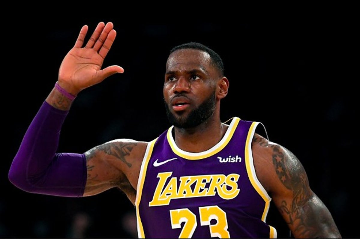 Lakers News: LeBron James Congratulates Tom Brady After Winning