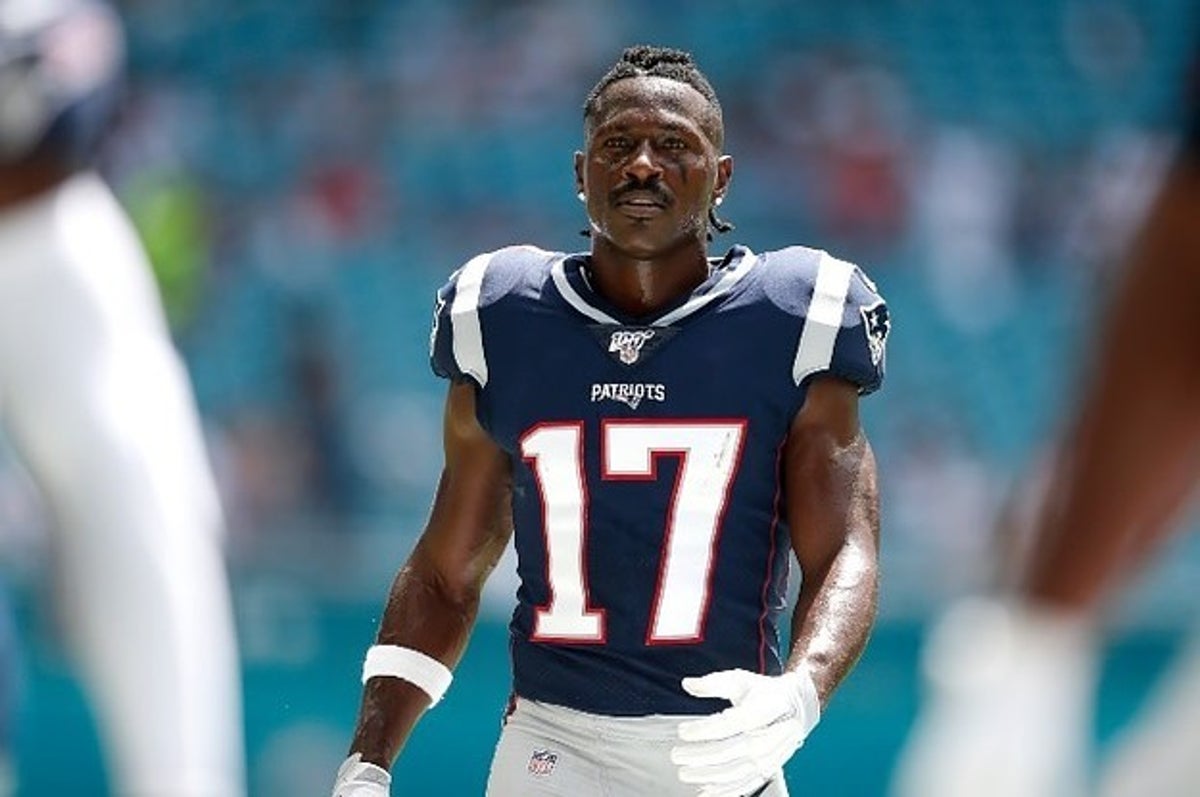 Former NFL WR Antonio Brown Claims He's Working With ESPN