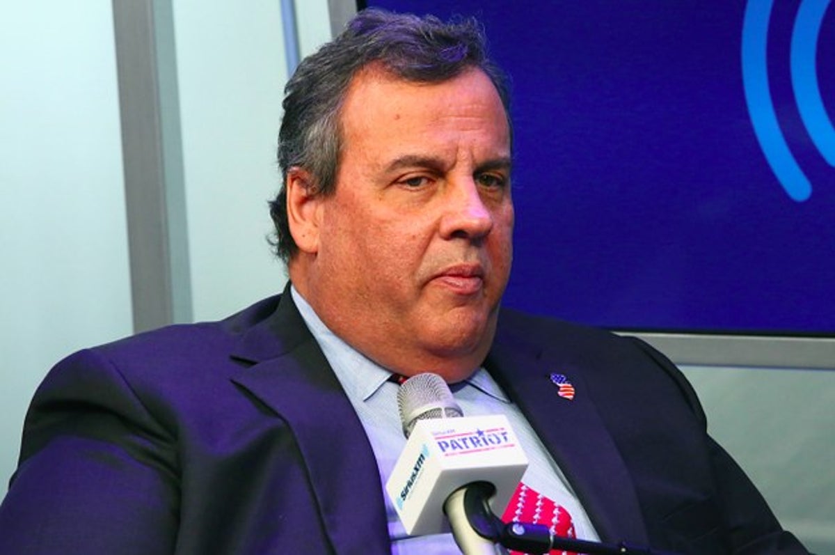 Dallas Cowboys Owner Jerry Jones Paid for Chris Christie's Trip to