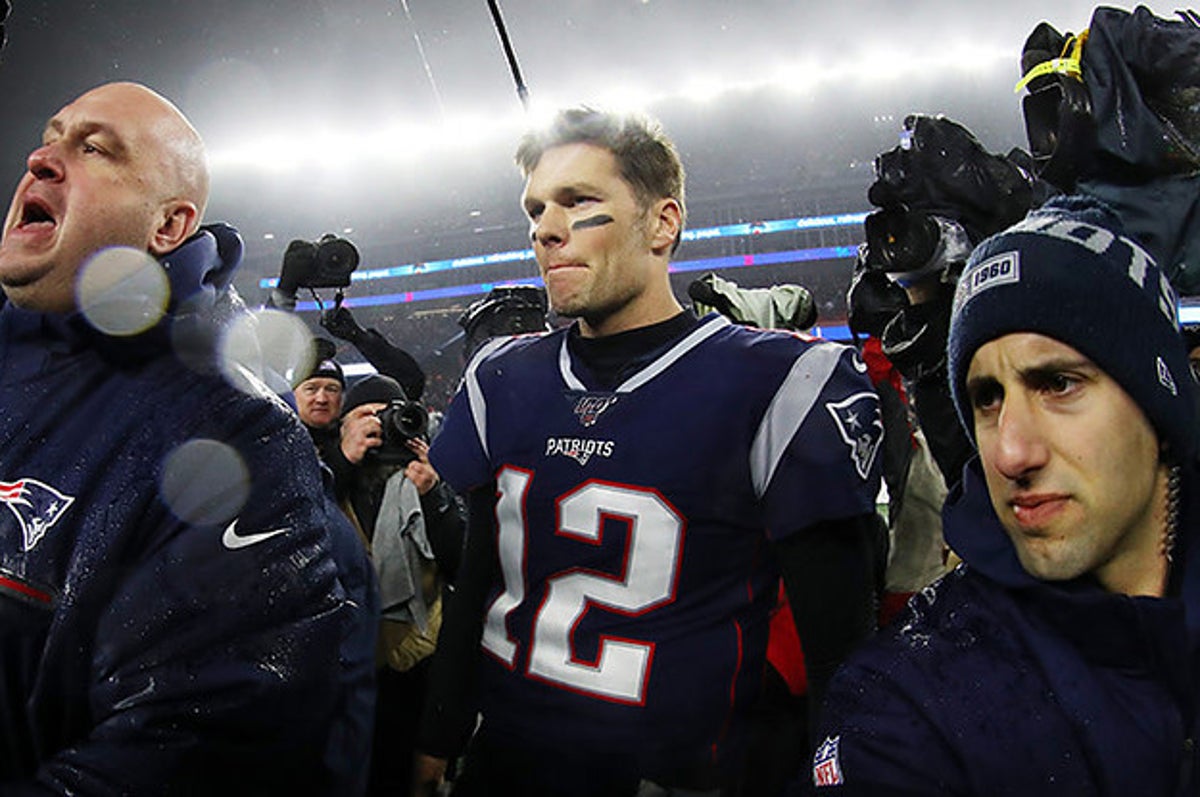 Patriots fans react to news of Tom Brady's retirement