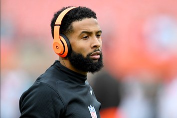 Wide receiver Odell Beckham #13 of the Cleveland Browns warms up