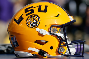 An LSU Tigers helmet during the game between the LSU Tigers