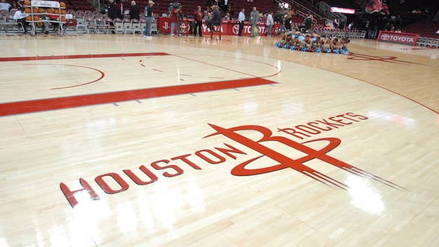 The Houston Rockets GM Daryl Morey showed support for Hong Kong protestors.