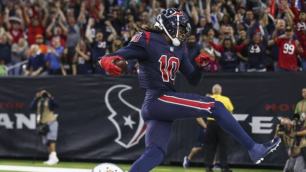 Trying to win your Fantasy Football league this year? We have a ranking of all the best players for your fantasy football draft this year.