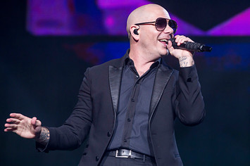 Pitbull performs during The Bad Man Tour 2016 at DTE Energy Music Theater
