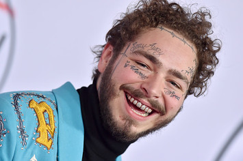 Post Malone attends the 2018 American Music Awards